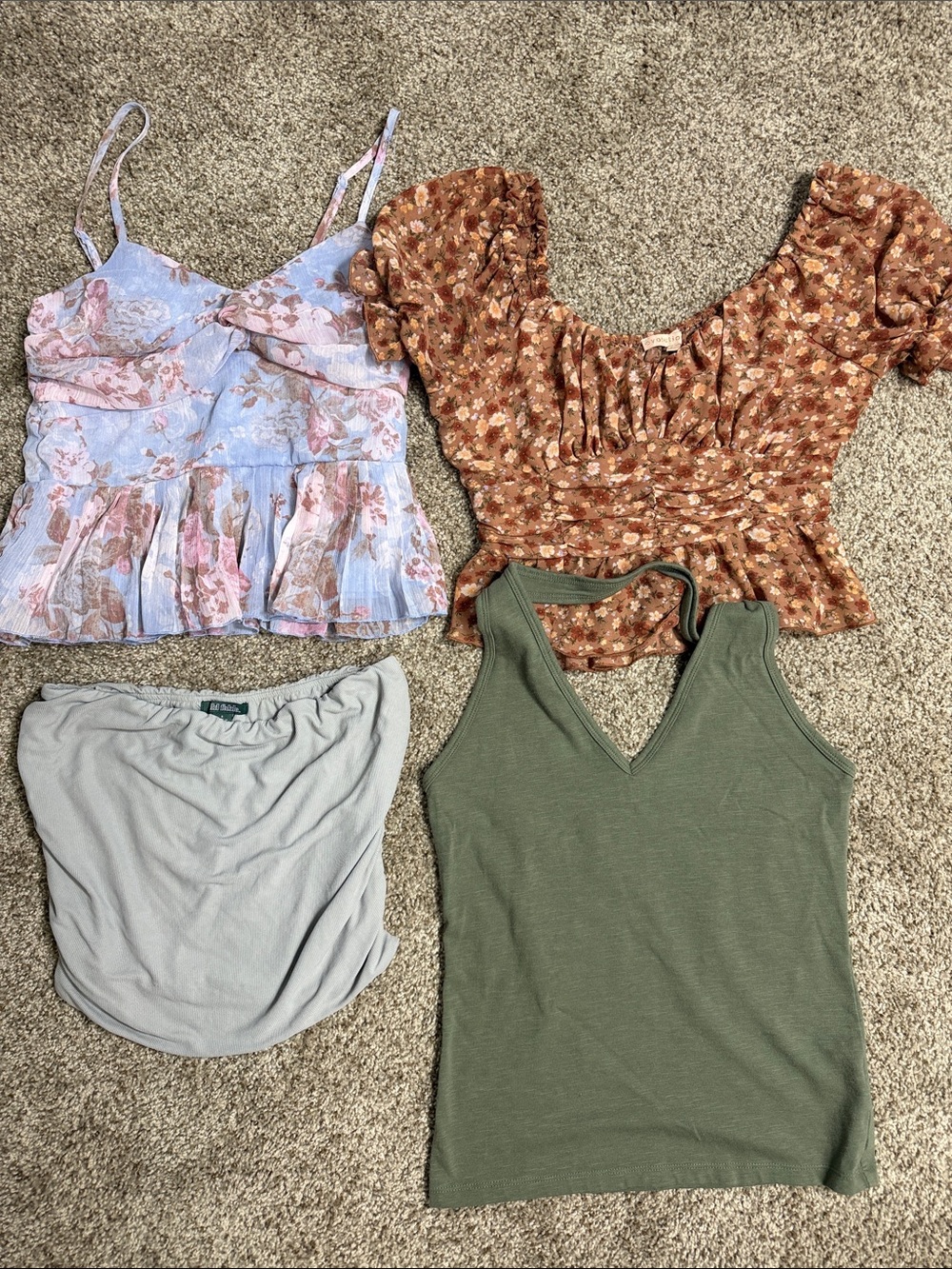 Bundle small size tops